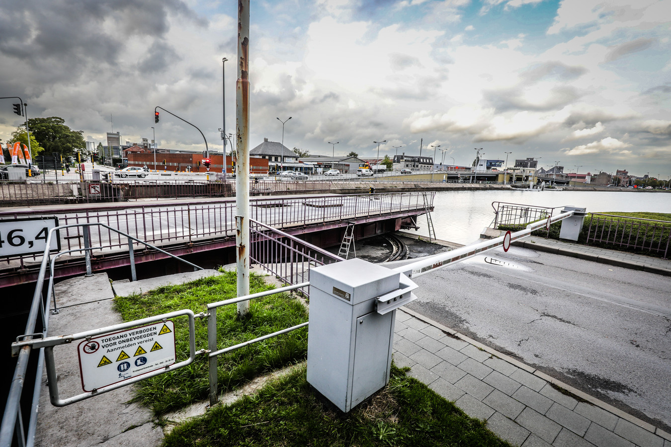 Vier Brugse bruggen zijn ‘in slechte tot heel slechte staat’ | Foto