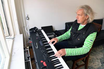 Hans de Booij zingt dit weekend in Oud Gastel zijn grootste hits: ‘Wij moesten wel een keyboard rege