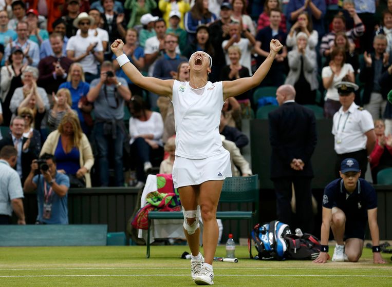 Het sportieve hoogtepunt in haar carrière: de zege tegen Petra Kvitova in de kwartfinale van Wimbledon in 2013. Beeld REUTERS