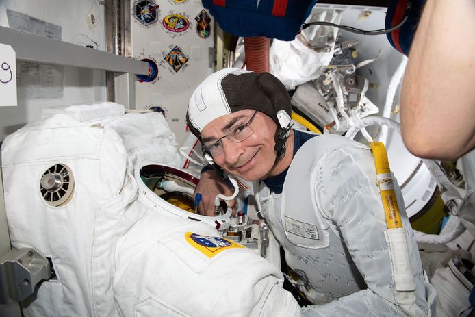 Mark Vande Hei woonde bijna een jaar in ruimtestation ISS. Nog nooit verbleef een Amerikaan zo lang aan een stuk in de ruimte.