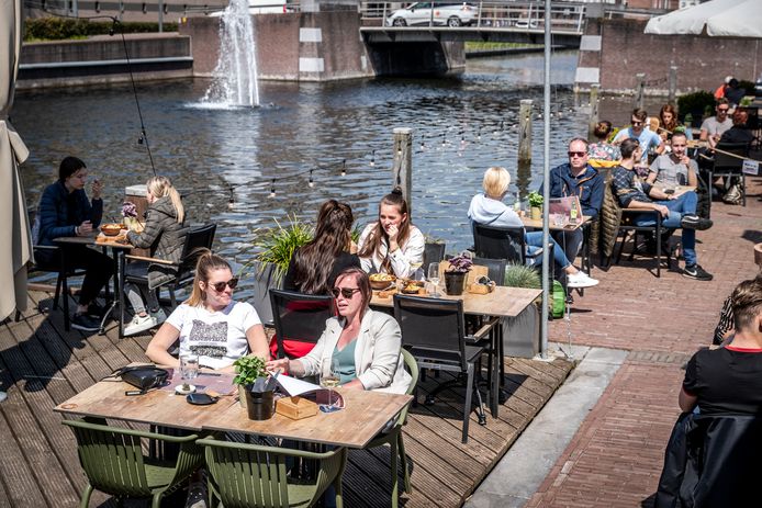 Hoe zorg je dat je vanaf het terras jouw ober niet gek maakt?