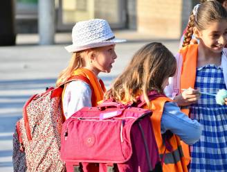 EXCLUSIEF. “Onze kinderen worden misbruikt als pasmunt voor vastgoed”: gemeenschapsonderwijs koopt aan de lopende band gemeenteschooltjes op