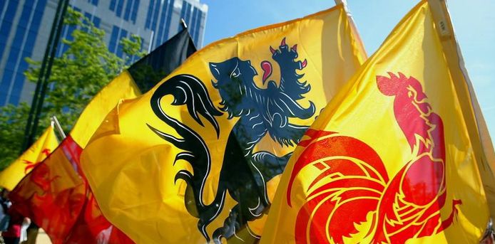 “En moyenne, les habitants de Flandre sont contributeurs nets, à raison de 1.087 euros par personne et par an, en faveur des autres Régions du pays”, indique cette enquête réalisée par le professeur Eric Dor, directeur des études économiques à l’IESEG School of Management de Paris et Lille.