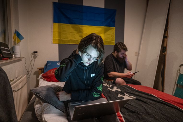 De slaapkamer van de Oekraïense jongens. Beeld Koen Verheijden