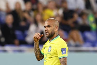 Le footballeur brésilien Dani Alves accusé d’agression sexuelle