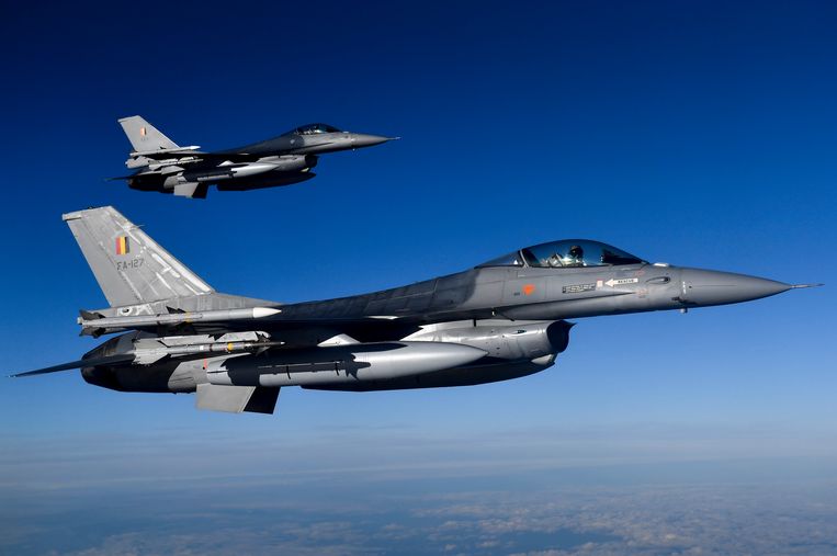Последние твиты от formula 1 (@f1). Belgische F-16's onderscheppen Russische straaljagers in ...