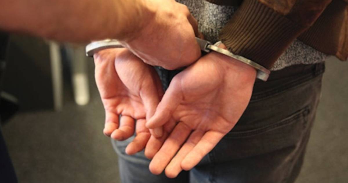 Twee mannen uit Ulvenhout aangehouden na vernielingen bij woning in Oud Gastel - BN DeStem