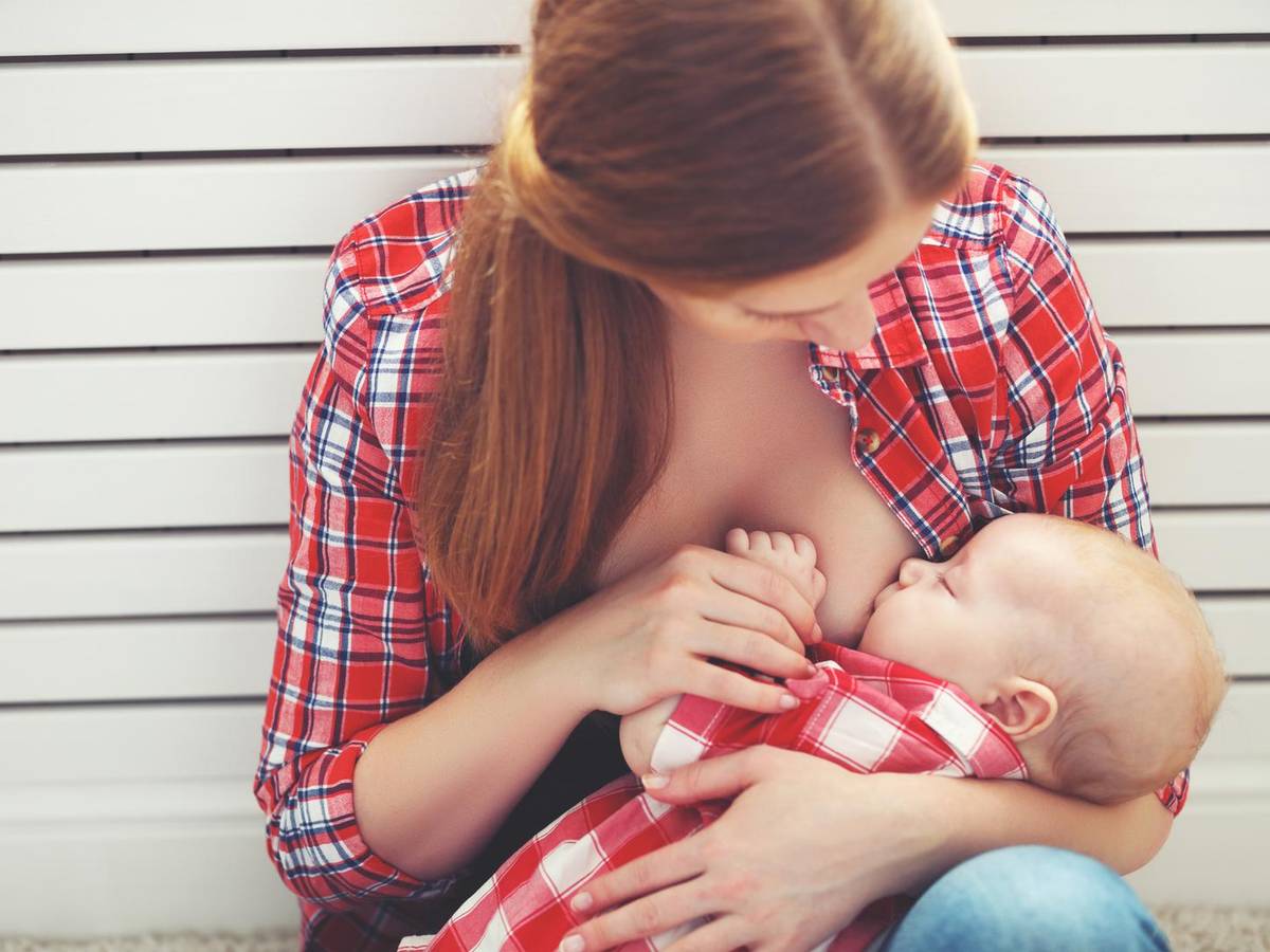 Auw: deze mama toont haar borsten na een liter te kolven | Familie | hln.be