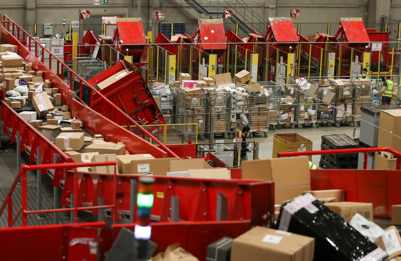Bpost wil activiteiten rond pakjes en brievenpost fuseren in België ...