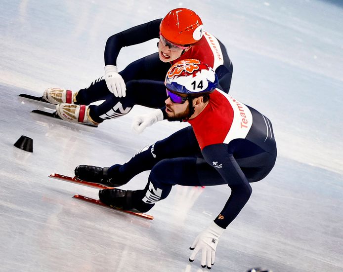 Sjinkie Knegt en Suzanne Schulting tijdens de Winterspelen van Beijing.