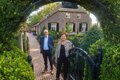 Ad en Rozannie houden naast hun boerderij nog een paar duizend vierkante tuinmeters bij
