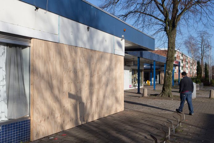 Op de plek waar tot 2016 winkelcentrum De Lindenhorst stond, verrijzen eind dit jaar nieuwe woningen.