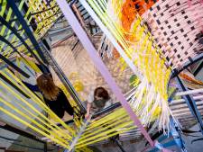 Weven door de ruimte: team Jongerius maakt Loom Room in TU/e
