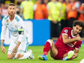 Vier jaar na de ‘armklem van Ramos’ zint Mo Salah op wraak tegen Real: “Verloren finale is het ergste moment uit mijn carrière”