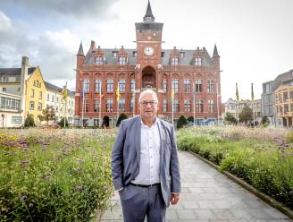 Daar is Piet De Groote (57) weer: ex-burgemeester Knokke-Heist kondigt nieuw politiek project aan