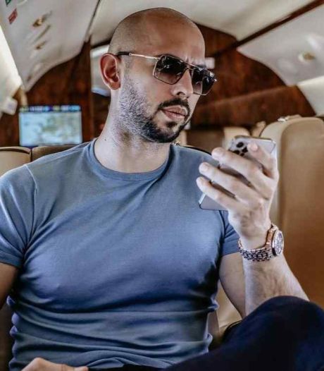 Détention prolongée en Roumanie pour l'influenceur controversé Andrew Tate