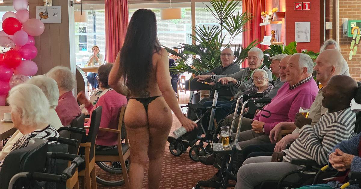 Des strip-teaseuses dans nos maisons de repos, une bonne idée? “C’est une manière vulgaire de faire parler de sexe”