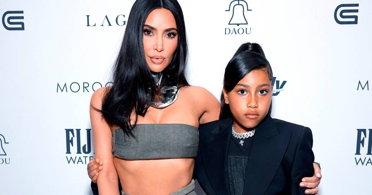 North West gives her honest opinion about Kim Kardashian’s different outfits: “Exactly a bag of dirt” |  celebrities