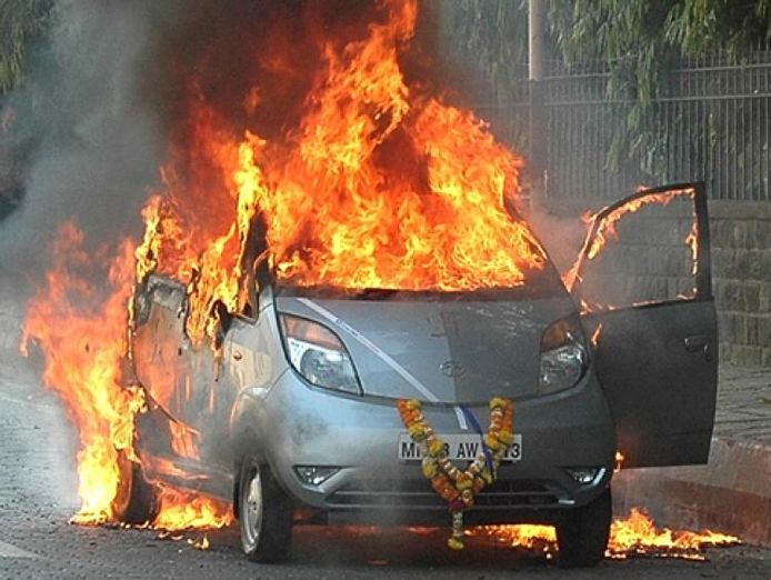 Misverstand Herinnering Perseus Goedkoopste auto ter wereld blijkt een gigantische flop | Auto | AD.nl