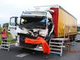 Flinke schade aan vrachtwagen bij ongeval op de A50.