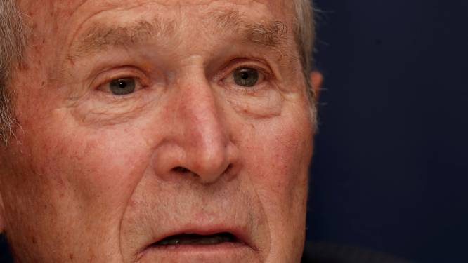 George W. Bush appelle l'Amérique à examiner ses “échecs tragiques”