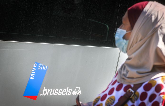 Le MR, à la différence de l’Open Vld, est opposé au port de tout signe convictionnel ostentatoire par des agents ou des représentants de l’Etat dans l’exercice de leur fonction.