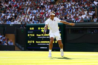 Aardschok op Wimbledon: Federer uitgeschakeld na thriller