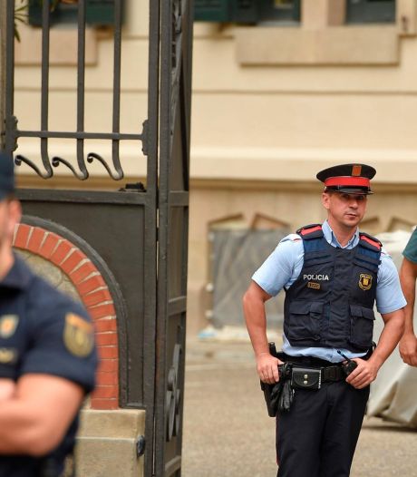 La Garde civile saisit des millions de bulletins de vote avant le référendum