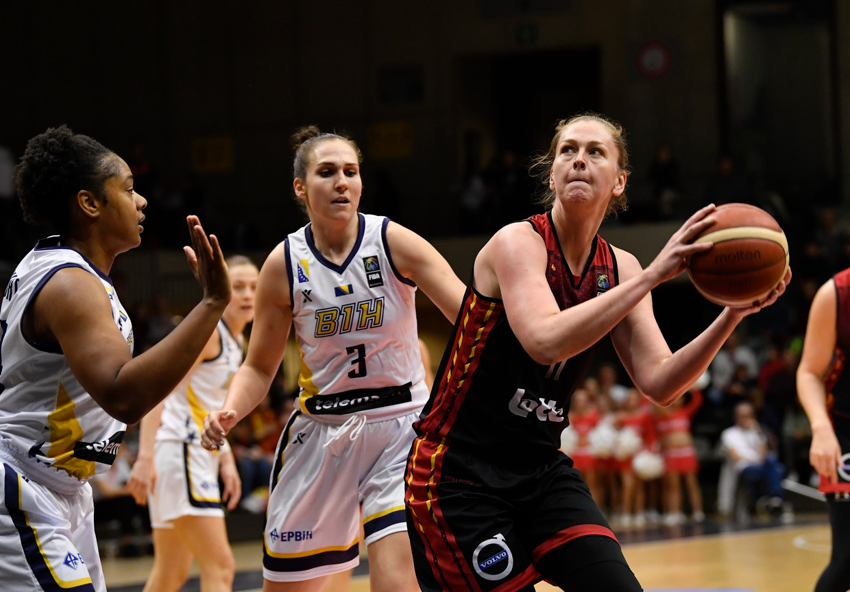 Emma Meesseman met de Belgian Cats tegen Bosnië-Herzegovina vorige maand in Leuven. Beeld BELGA