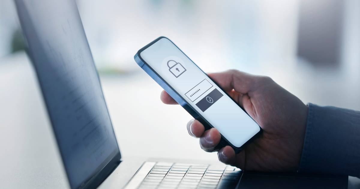 Zo zet je gezichtsherkenning en vingerafdrukscanner van je telefoon snel uit