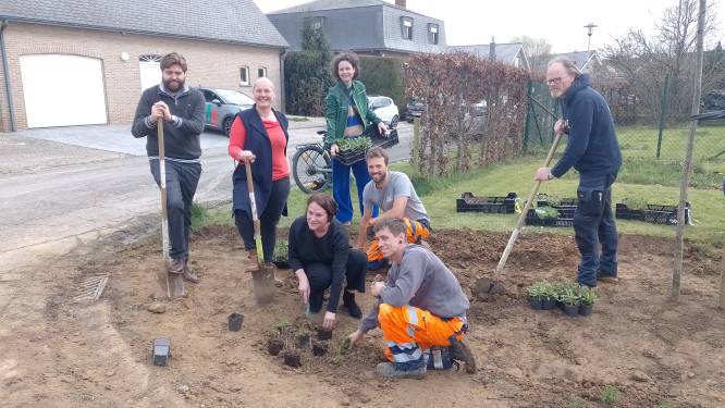 Gemeente zet met project in de Pieter Breughelstraat de strijd in tegen de verharding: “Dit is een quick win”