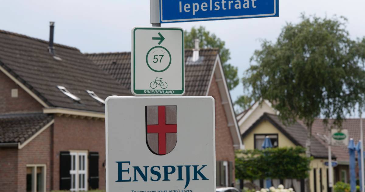 Oude foto's van Enspijk langs de straat | Rivierenland | gelderlander.nl - De Gelderlander