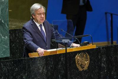 Le chef de l’ONU demande d’éviter “l’escalade” après les frappes contre les Houthis
