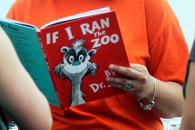 Zes boeken Dr. Seuss uit cataloog verwijderd om racistische inhoud