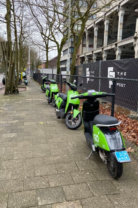 150 Go Sharing scooters verdwijnen uit straatbeeld van Zwolle (maar er komen 300 andere voor terug)