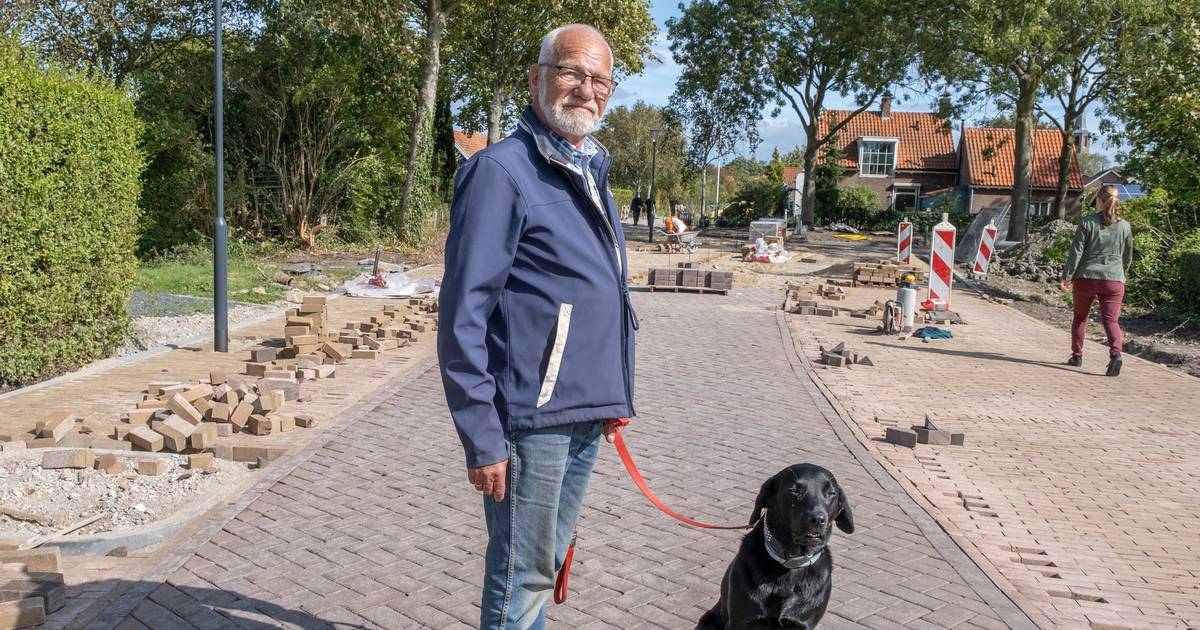 Dorpsstraat Gapinge op de schop: ‘Je scootmobiel gleed zo de greppel in’