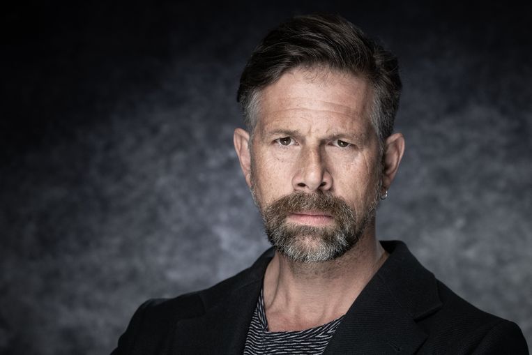 Йохан нийенхейс режиссёр. Йохан хелденберг. Йохан хелденберг. Йохан хелденберг. Жена johan.