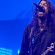 Foo Fighters herdenkt Malcolm Young met retestrakke cover van 'Let There Be Rock'