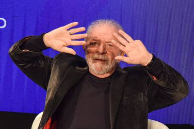 Omstreden luxeflat van Braziliaanse ex-president Lula verloot