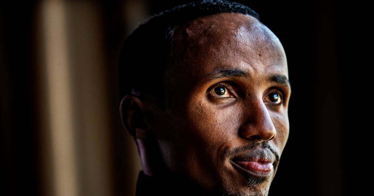 Abdi Nageeye meldt zich af voor Amsterdam Marathon ...