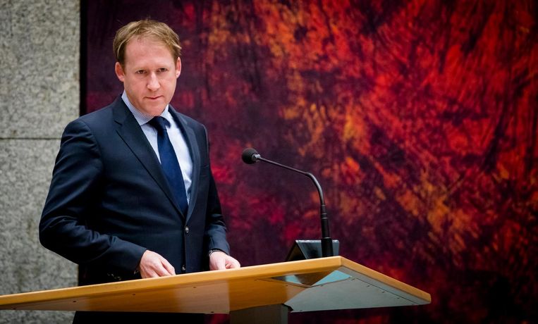 Kees Verhoeven (D66) tijdens het Tweede Kamer debat over de Wet Inlichtingen- en Veiligheidsdienst in februari 2017. Beeld anp