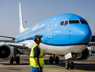 KLM-toestel moet omkeren voor voorzorgslanding op Schiphol