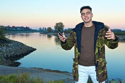 Amir Ettaibi rapt met een boodschap: ‘Ik wil duidelijk maken dat er échte problemen zijn’