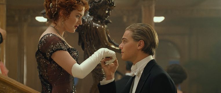 Kate Winslet en Leonardo DiCaprio in 'Titanic'. Beeld rr