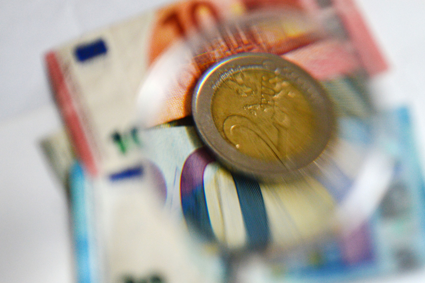 Met name de hogere voedings- en energieprijzen zorgen ervoor dat de inflatie verder is opgelopen.