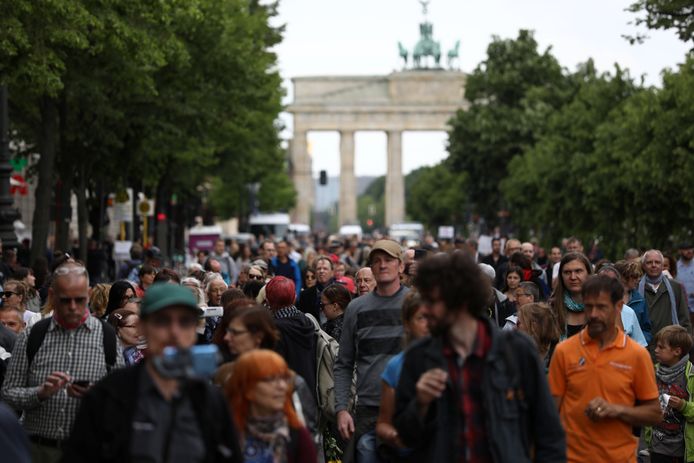 Aanwezigen op een demonstratie tegen de coronamaatregelen in Berlijn.
