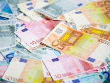 Un chauffeur de bus récupère 40.000 euros en liquide dans son véhicule