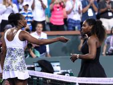 Serena strijdend ten onder tegen zus Venus