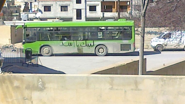 Een militaire bus in Damascus. Beeld reuters