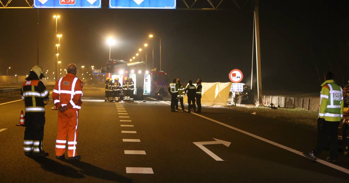 Drie doden door ongeval op A59 bij Rosmalen.